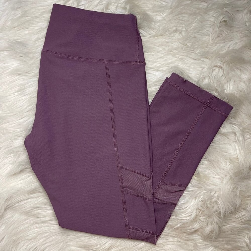 NWOT Crop Leggings